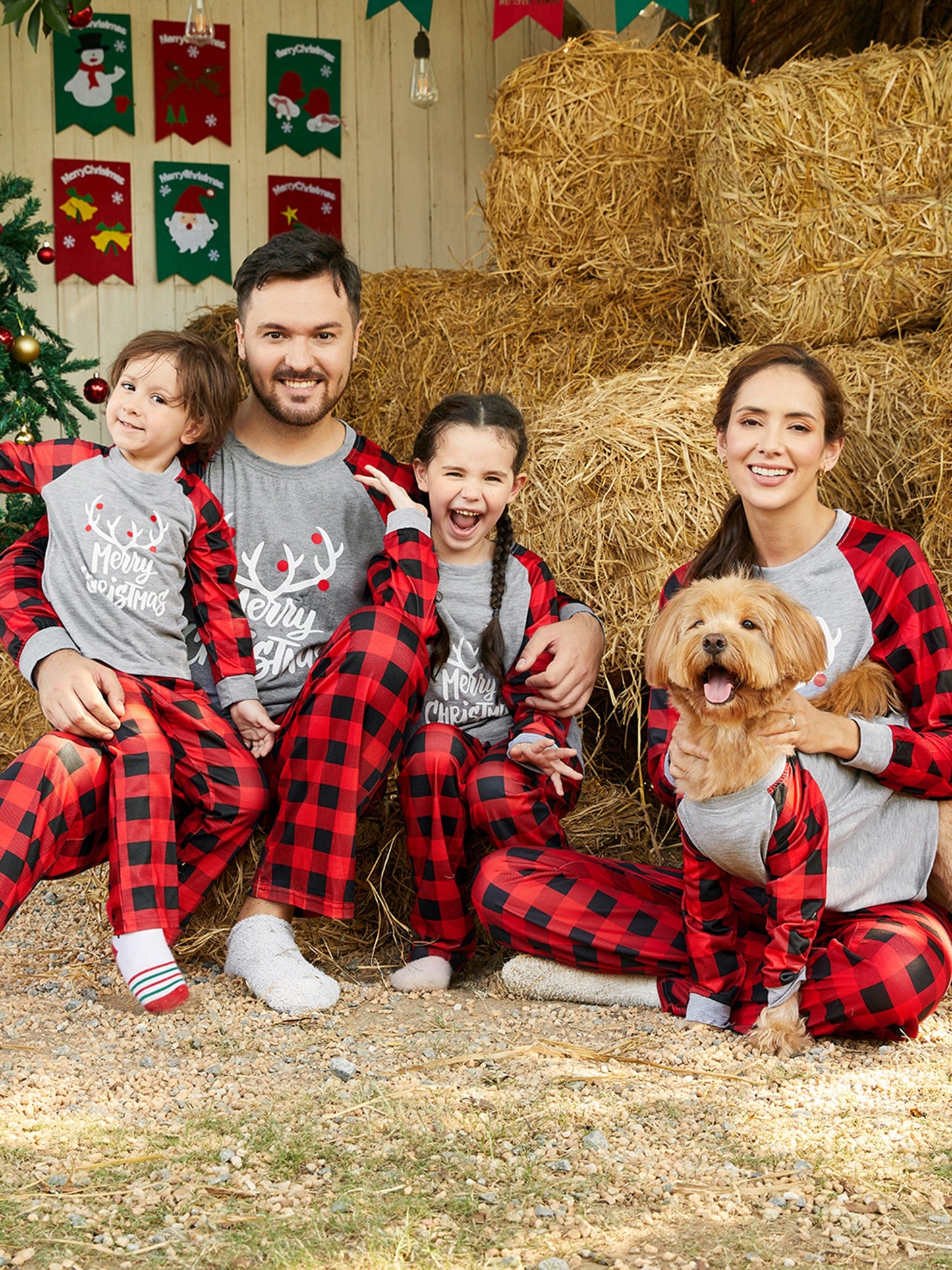 PatPat Merry Christmas Antler Letter Print Plaid Design Family Matching Pajamas Sets (Flame Resistant)