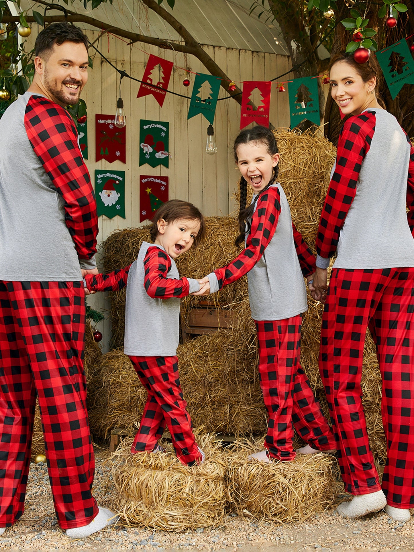 PatPat Merry Christmas Antler Letter Print Plaid Design Family Matching Pajamas Sets (Flame Resistant)