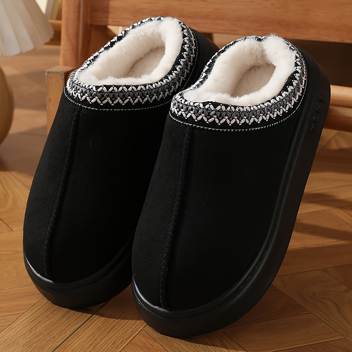 Casual Flannel Slippers for Women and Men - Anti-Slip Thick Bottom